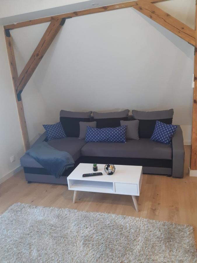 Apartament Attic Apartment เมียนซิดดรอแย ภายนอก รูปภาพ